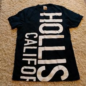 4/$20 Hollister navy blue t-shirt